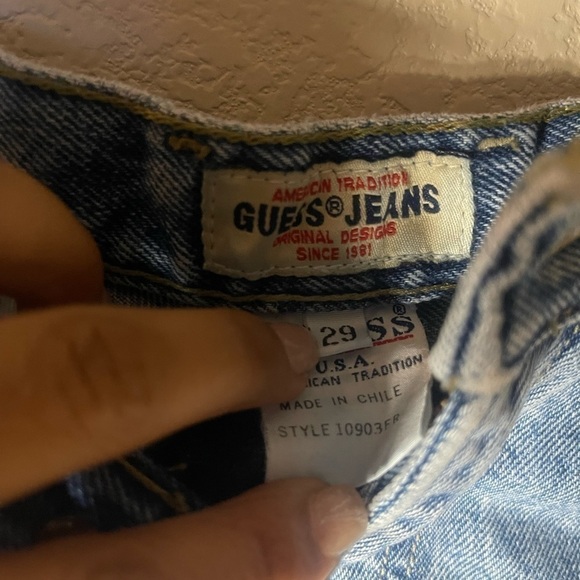 VTG Guess jean shorts - Picture 4 of 5